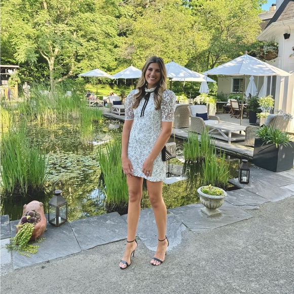 Meet your Posher, Amanda - Picture 1 of 1